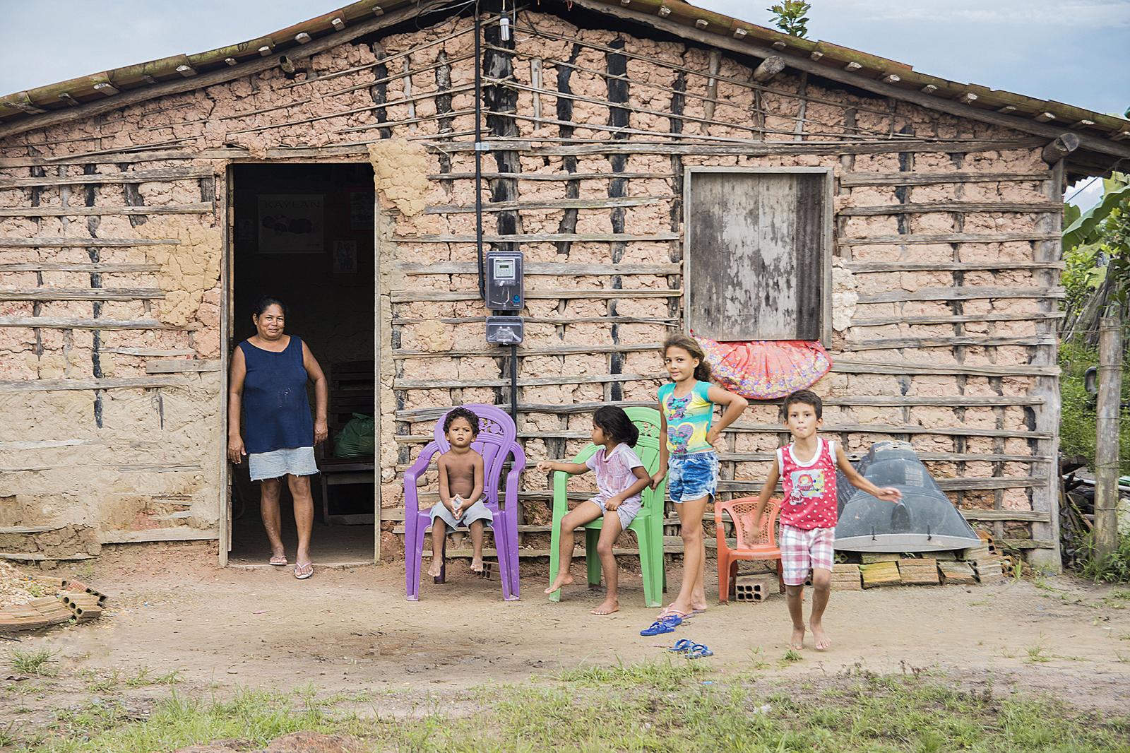 Zona Rural também é beneficiada com distribuição de cestas básicas