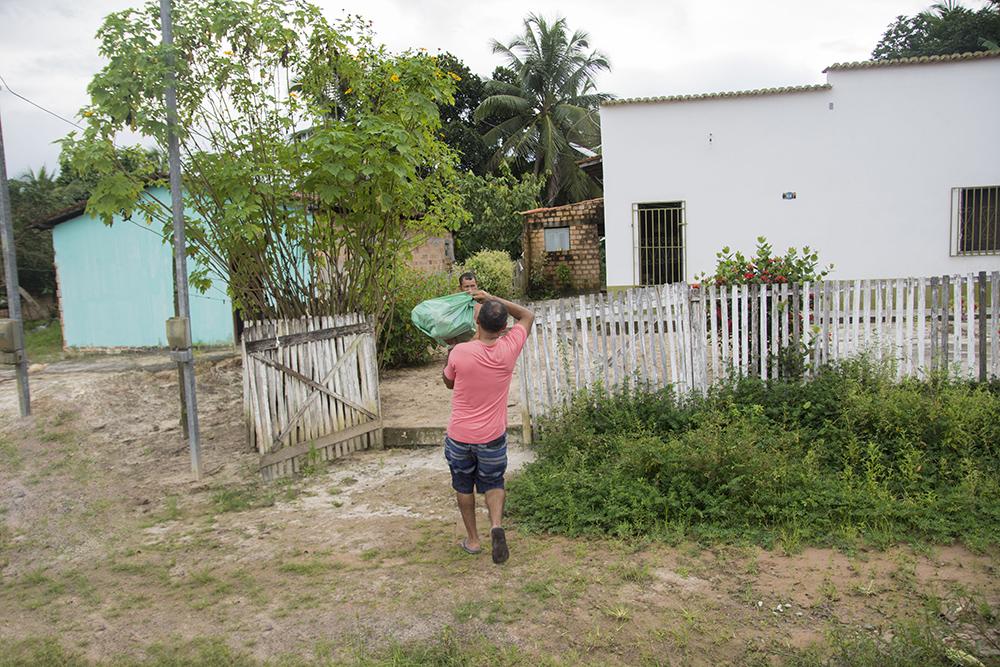 Zona Rural também é beneficiada com distribuição de cestas básicas