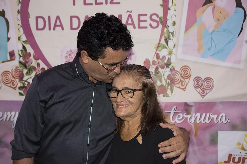 Dia das Mães é comemorado em grande festa para mães juncoenses