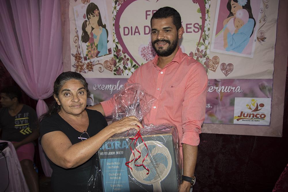 Dia das Mães é comemorado em grande festa para mães juncoenses