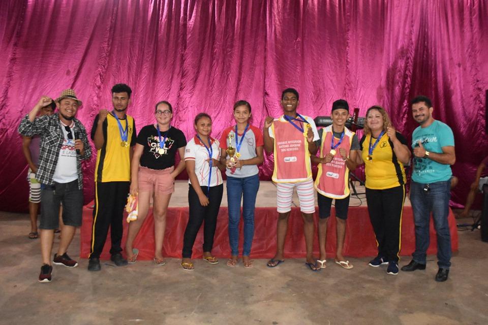 Junco do Maranhão comemora o Dia do Estudante com muita alegria