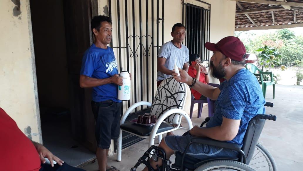 Indalecio visita amigos e obras no interior do município