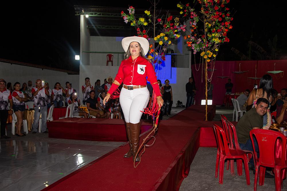 Noite Fitness reúne alta sociedade centronovense