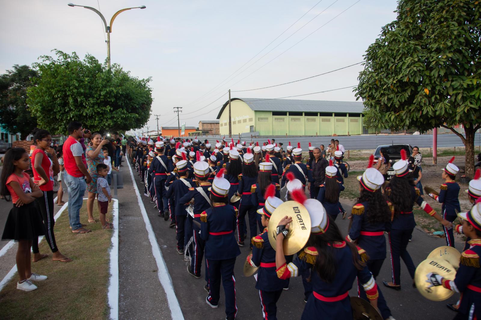 Amapá do Maranhão comemora 24 anos com shows e inauguração