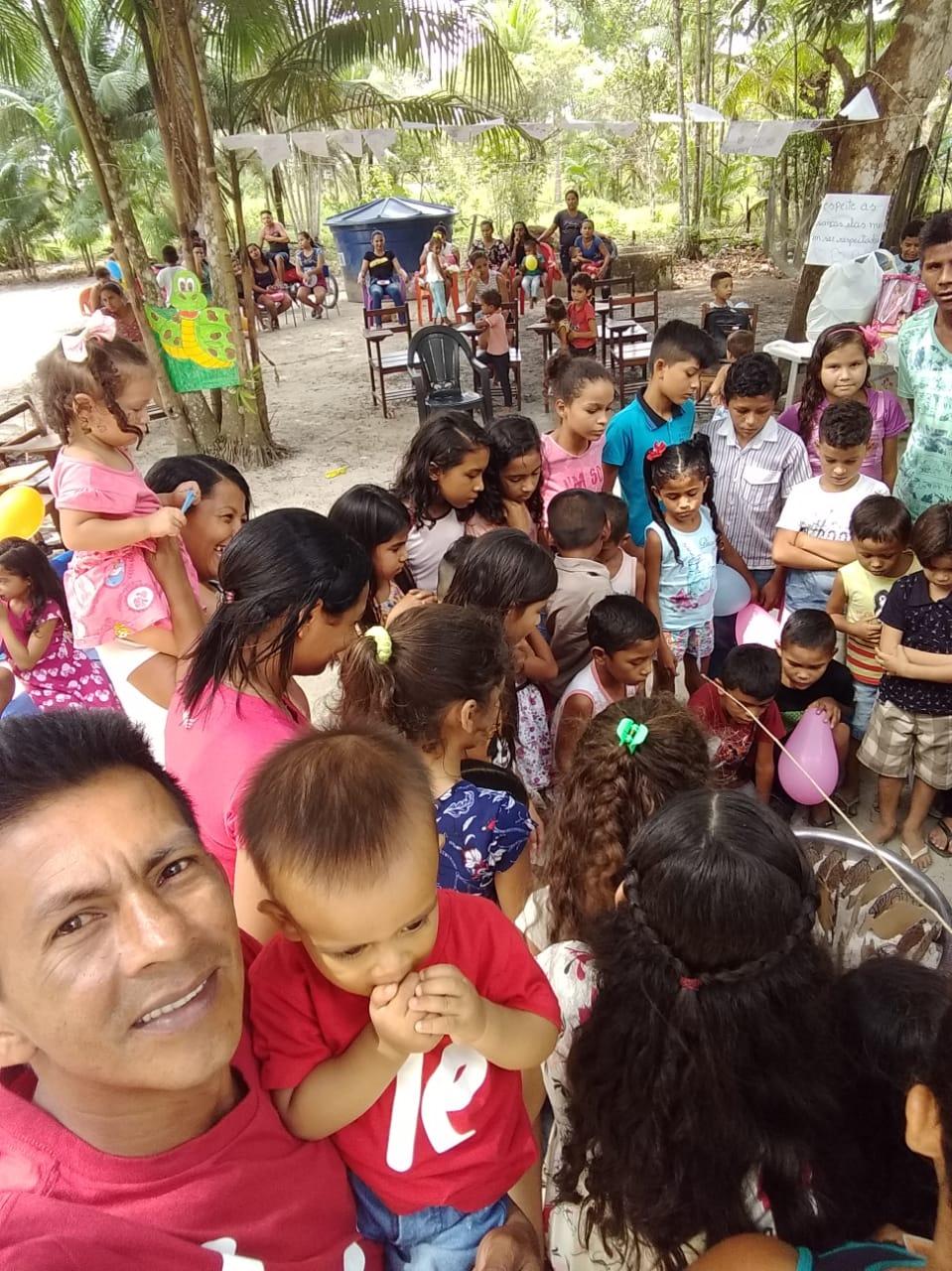 Vereador João Freire trabalha em parcerias com escolas para promover comemoração ao Dia das Crianças