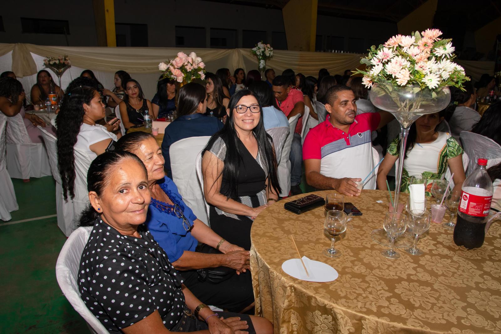 Professores maracaçumeenses comemoram com um maravilhoso coquetel