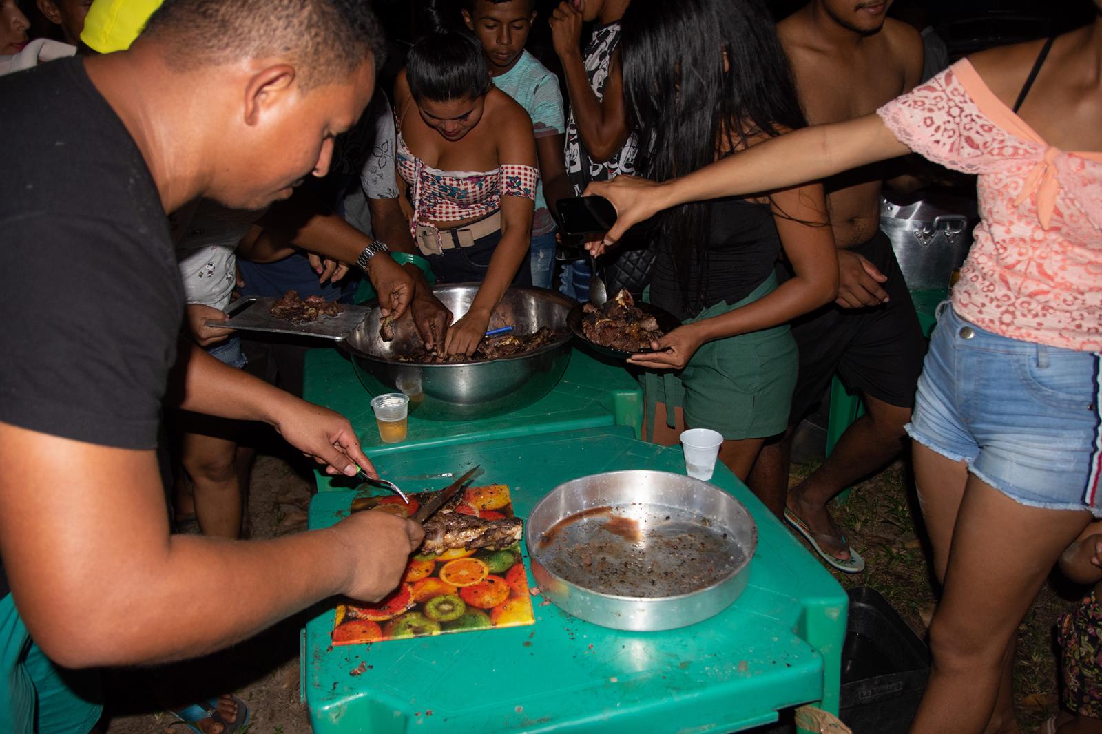 Vila Fé em Deus em festa