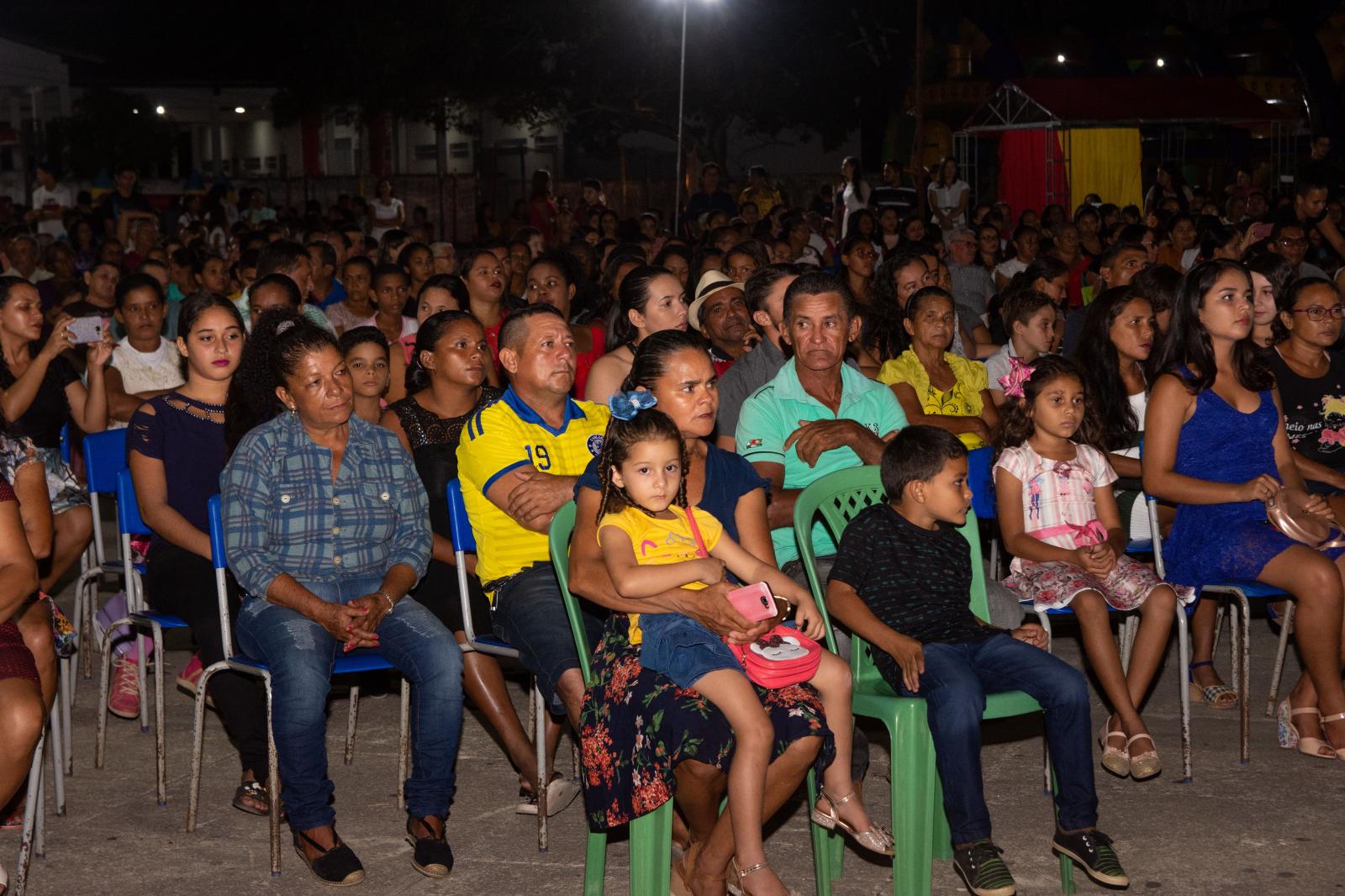 Ney Passinho prestigiou a última noite do Celebrai em Centro Novo do Maranhão