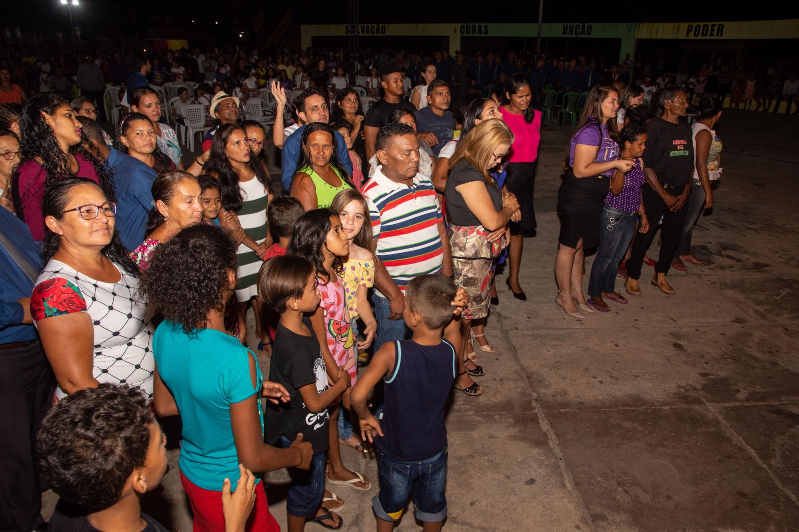 Ney Passinho prestigiou a última noite do Celebrai em Centro Novo do Maranhão