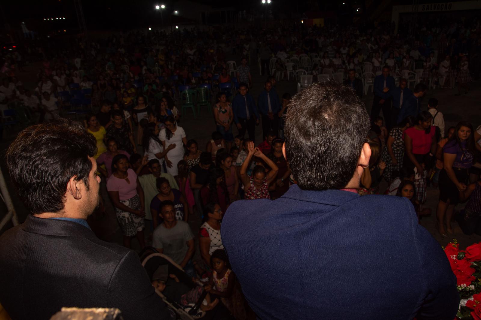 Ney Passinho prestigiou a última noite do Celebrai em Centro Novo do Maranhão