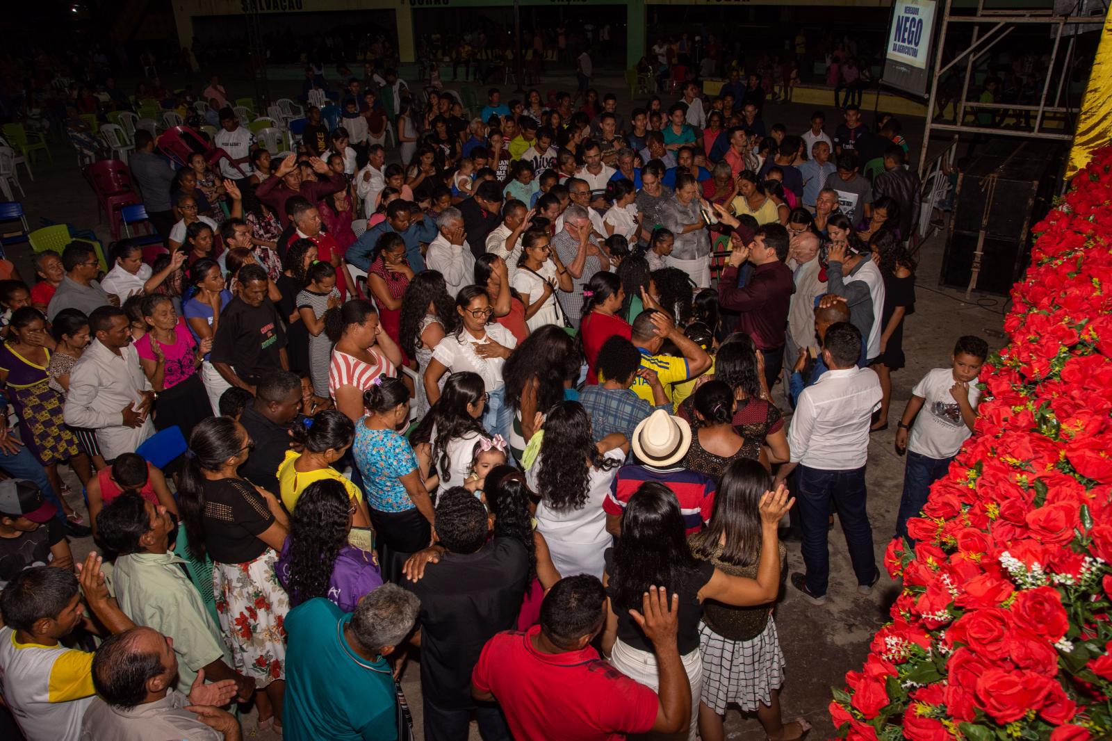 Ney Passinho prestigiou a última noite do Celebrai em Centro Novo do Maranhão