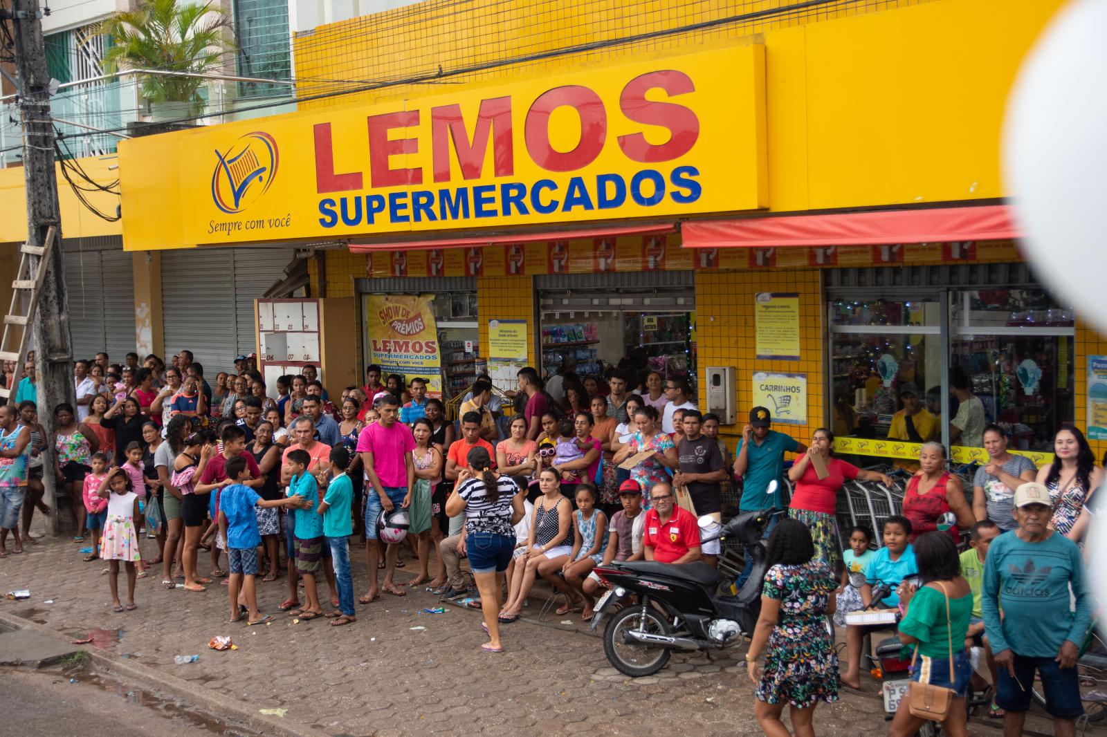 Show de Prêmios do Grupo Lemos fecha o ano trazendo alegria para os clientes