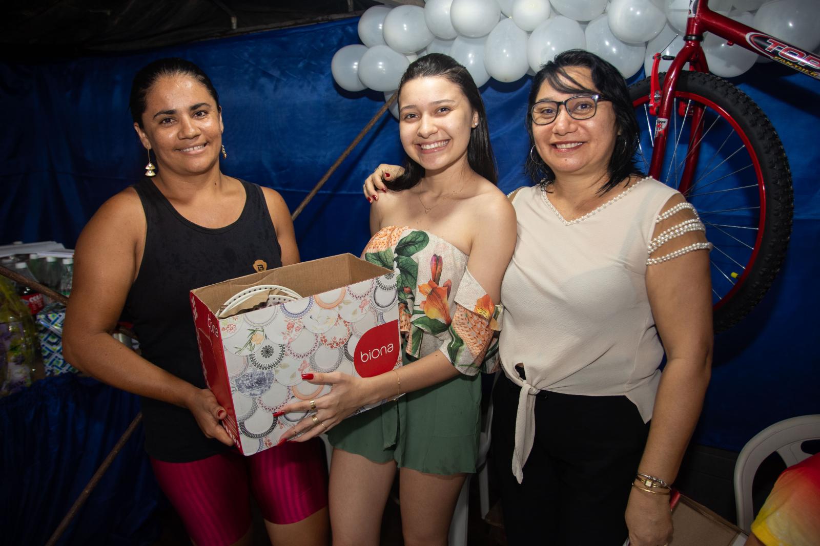 Show de Prêmios do Grupo Lemos fecha o ano trazendo alegria para os clientes