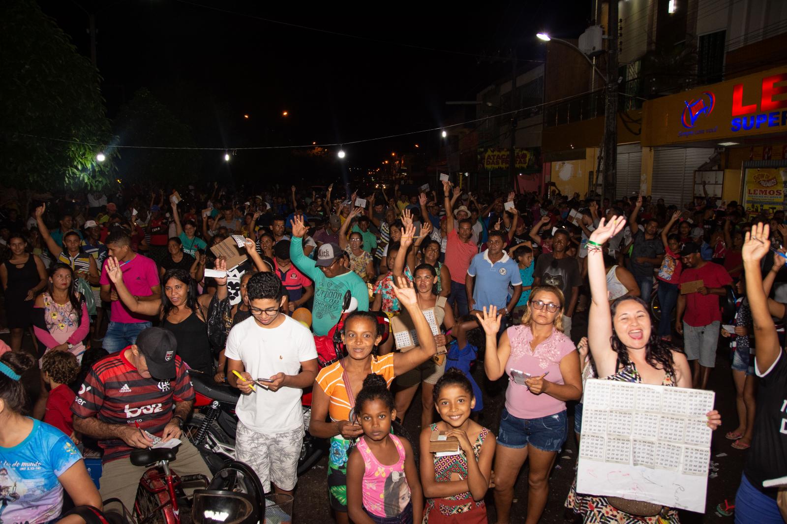 Show de Prêmios do Grupo Lemos fecha o ano trazendo alegria para os clientes