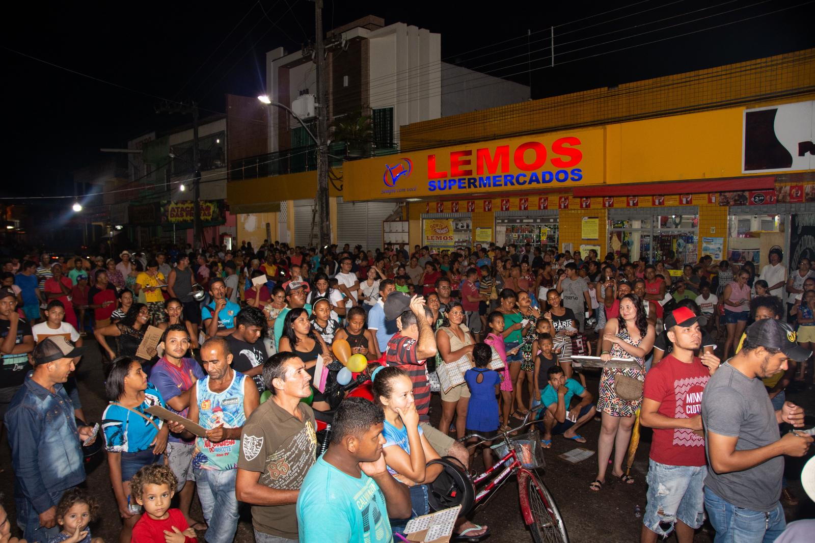 Show de Prêmios do Grupo Lemos fecha o ano trazendo alegria para os clientes