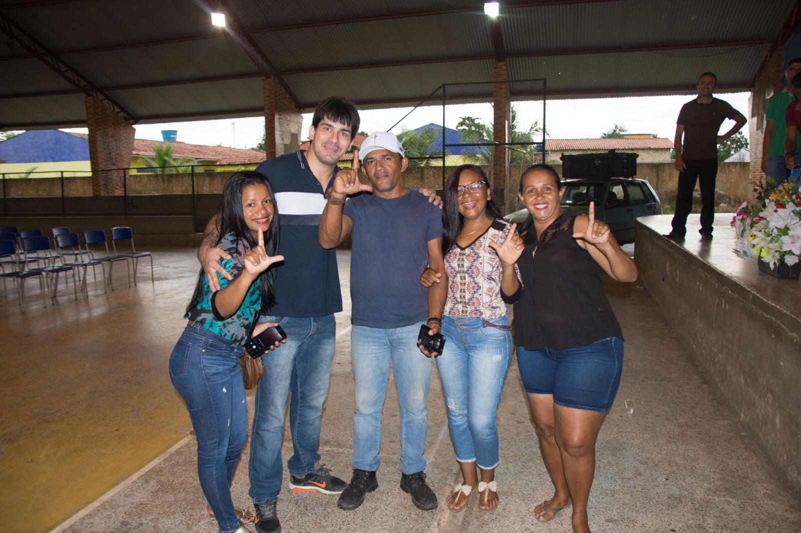 Chico Velho anuncia construção do estádio e campeonato municipal de futebol