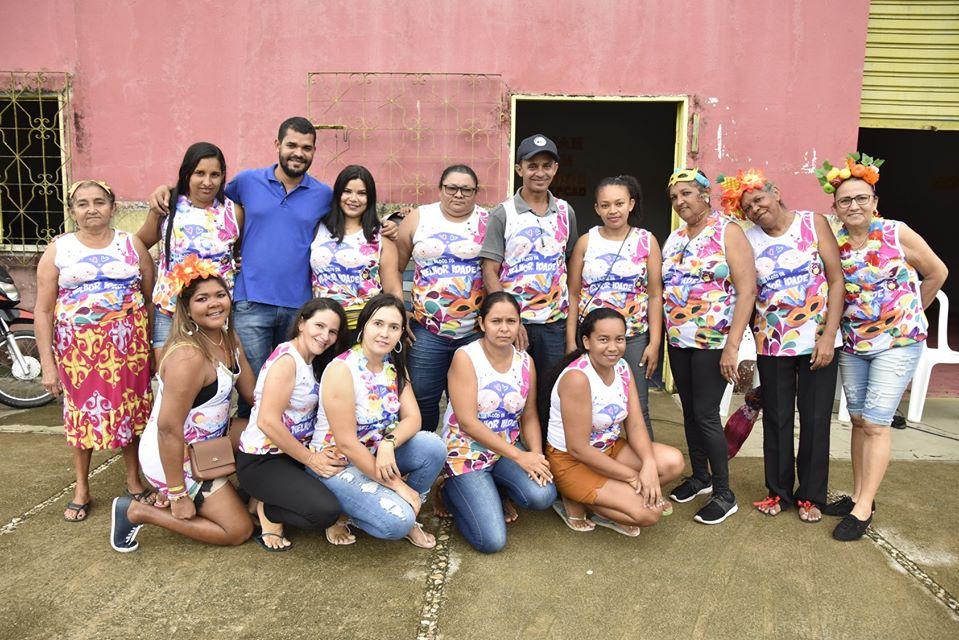 Carnaval da Melhor Idade é sinônimo de entusiasmo para os idosos juncoenses