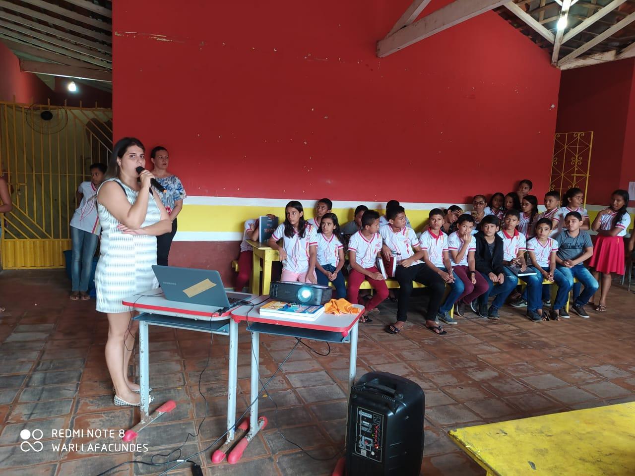 CRAS de Junco realiza palestra para os alunos da Escola Primeiro de Maio