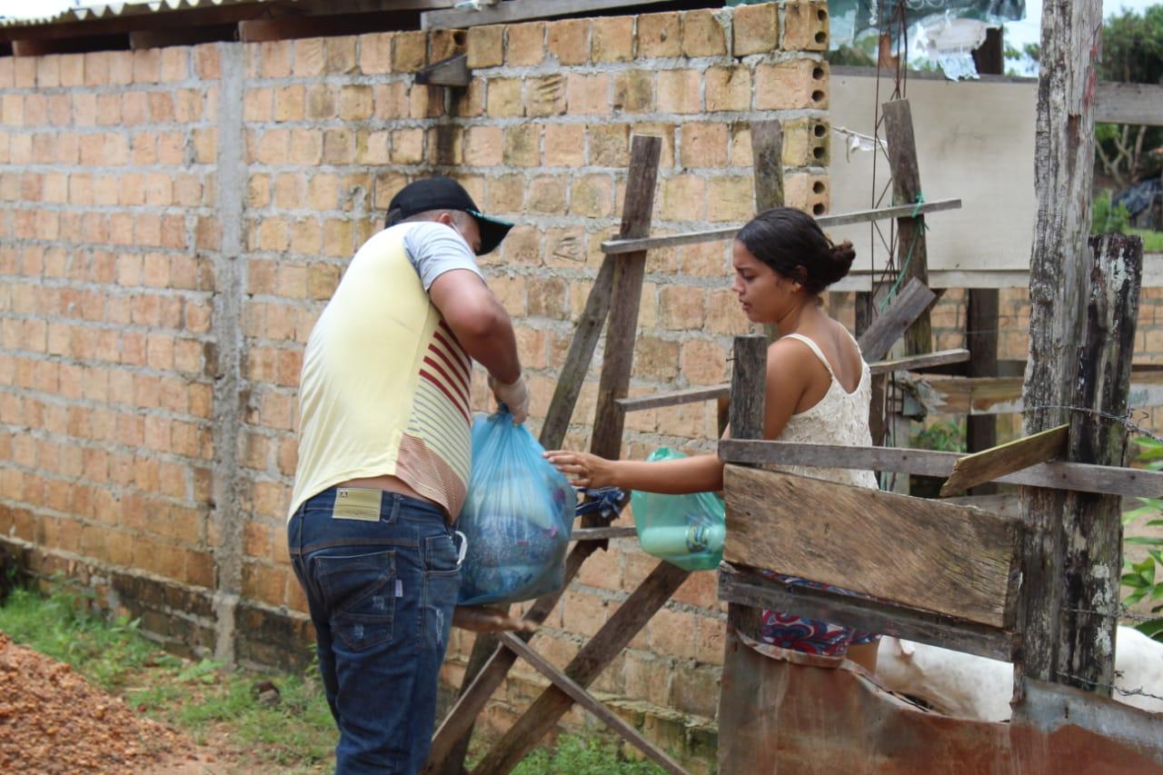 Mais cestas básicas são distribuídas e mais famílias recebem a atenção devida por parte da Prefeitura de Maracaçumé