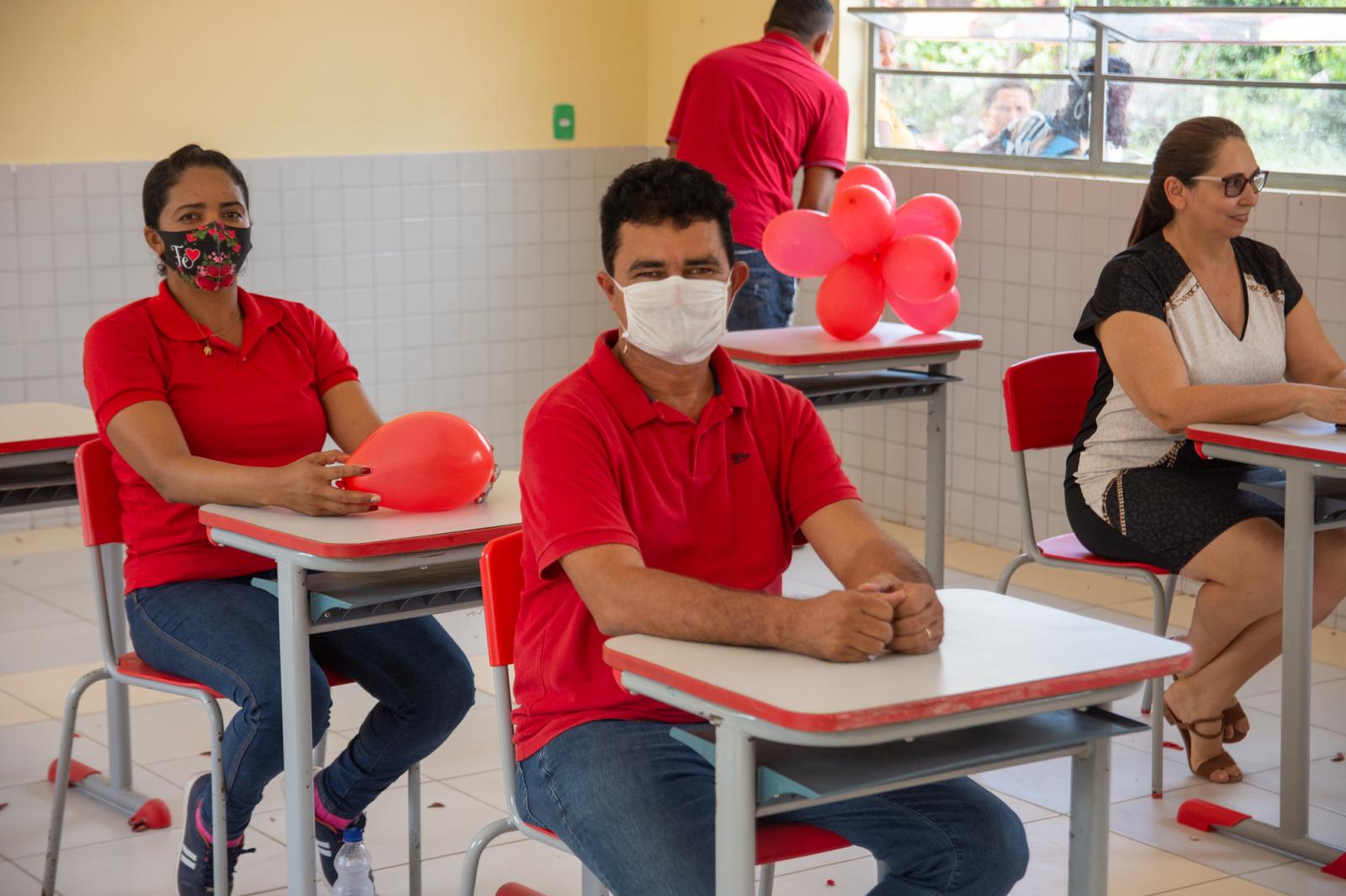 Jutaitiua celebrou a conquista da sua primeira unidade escolar