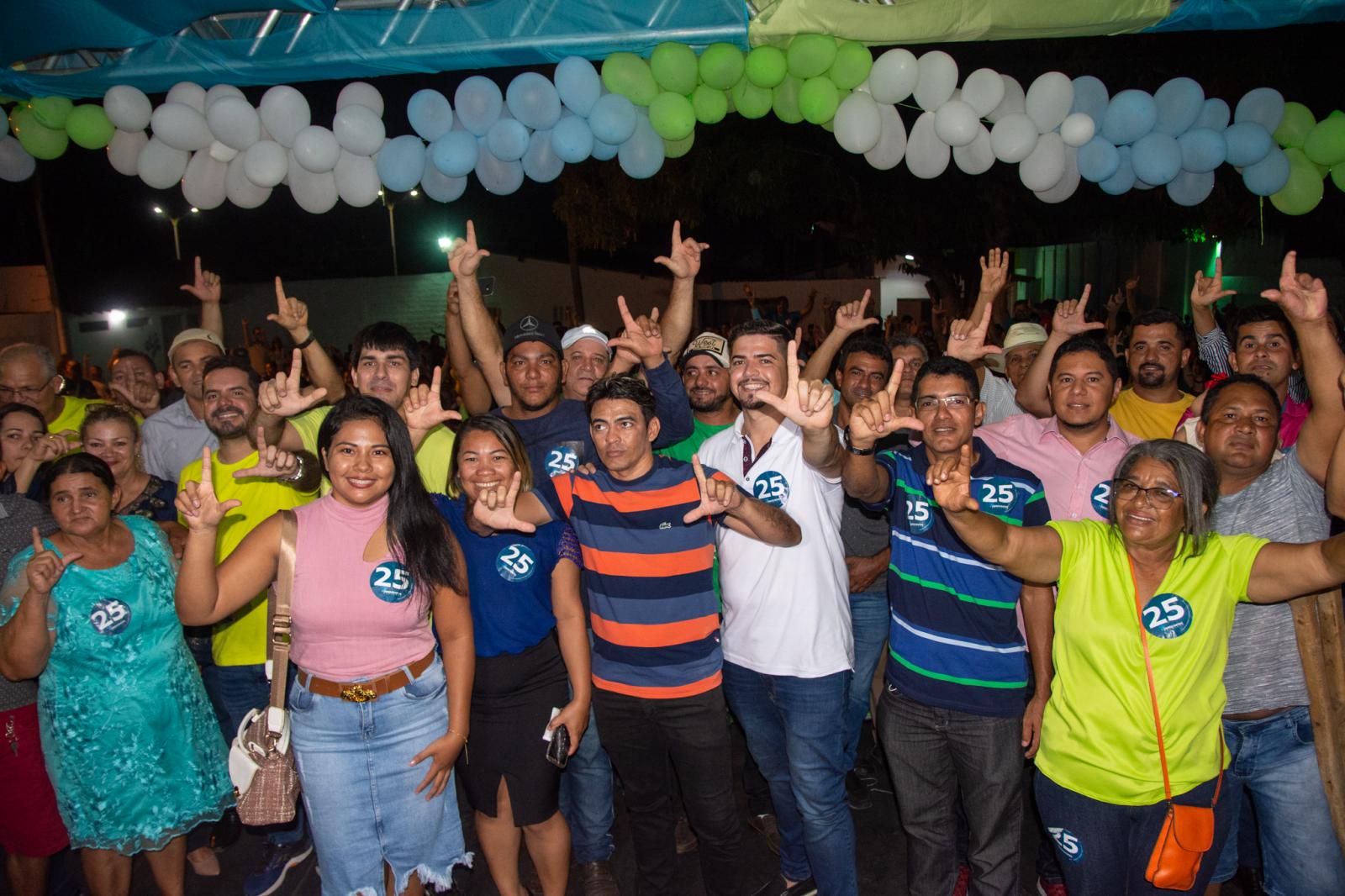 Lamarck e Daniel tiveram suas candidaturas homologadas neste domingo, 13