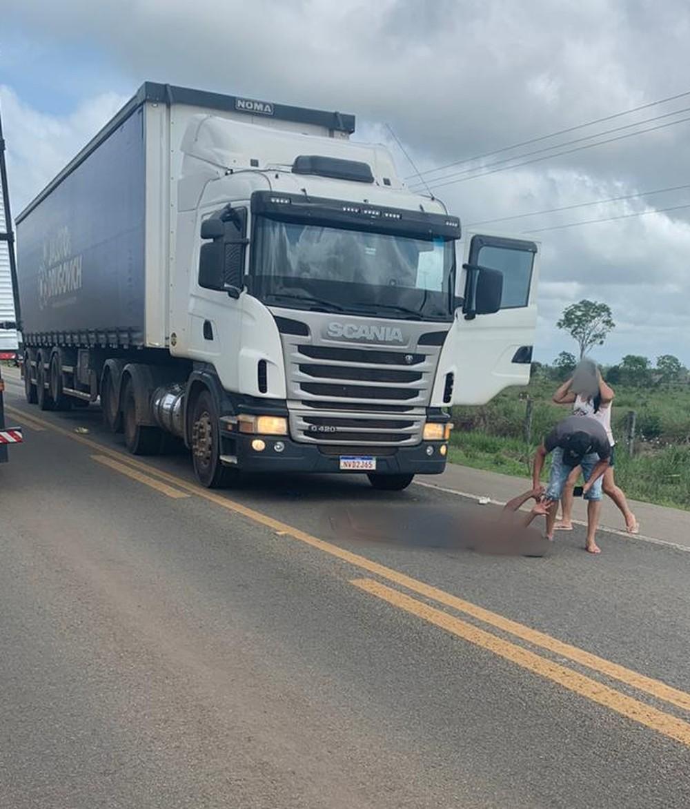 Homem se joga na estrada e acaba atropelado na BR-316, no Maranhão