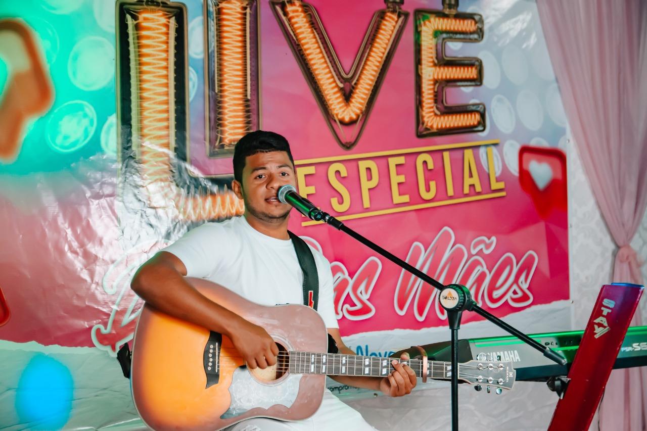 Prefeitura de Centro Novo do Maranhão promove live especial para as mães e sorteia uma moto 0 km