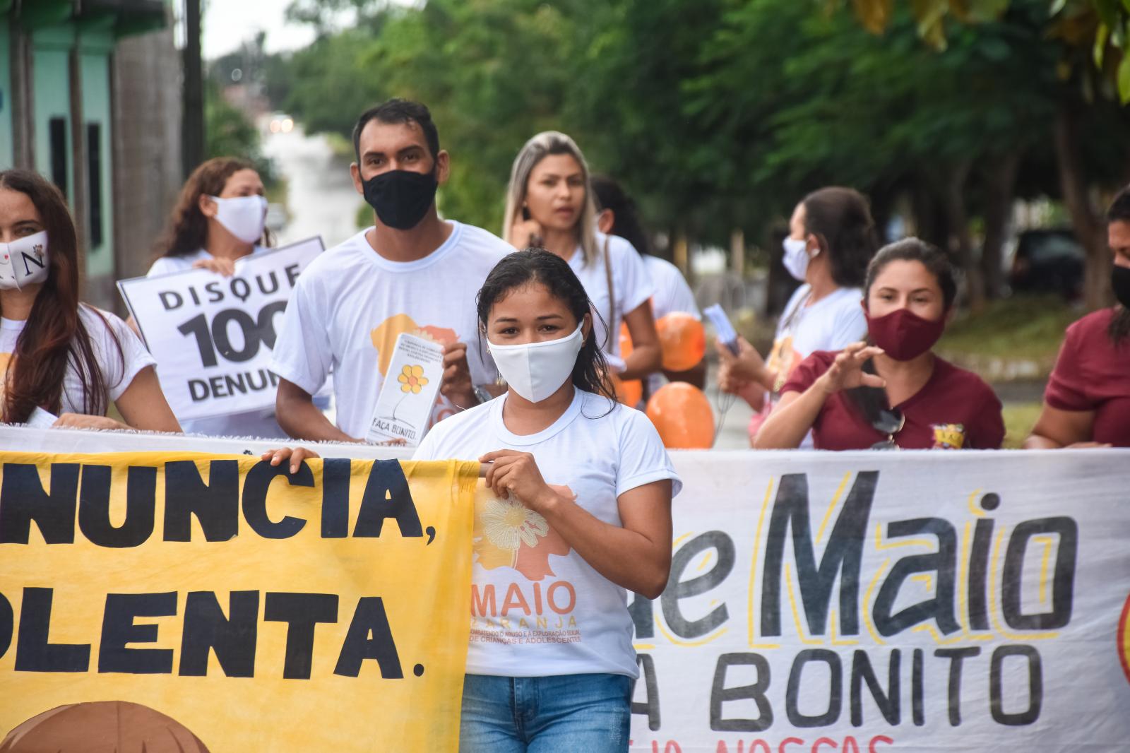 SEMAS de Centro Novo promove caminhada alusiva ao Dia de Combate ao Abuso e Exploração Sexual de Crianças e Adolescentes