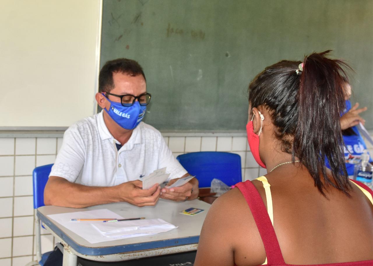 Mais de 300 famílias centronovenses beneficiadas com o Vale-Gás