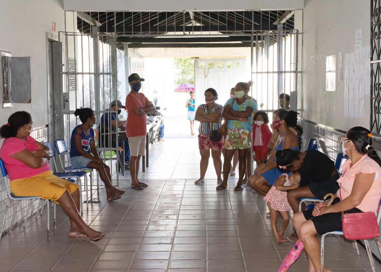 Merenda escolar começa a ser distribuída aos alunos de Centro Novo do Maranhão