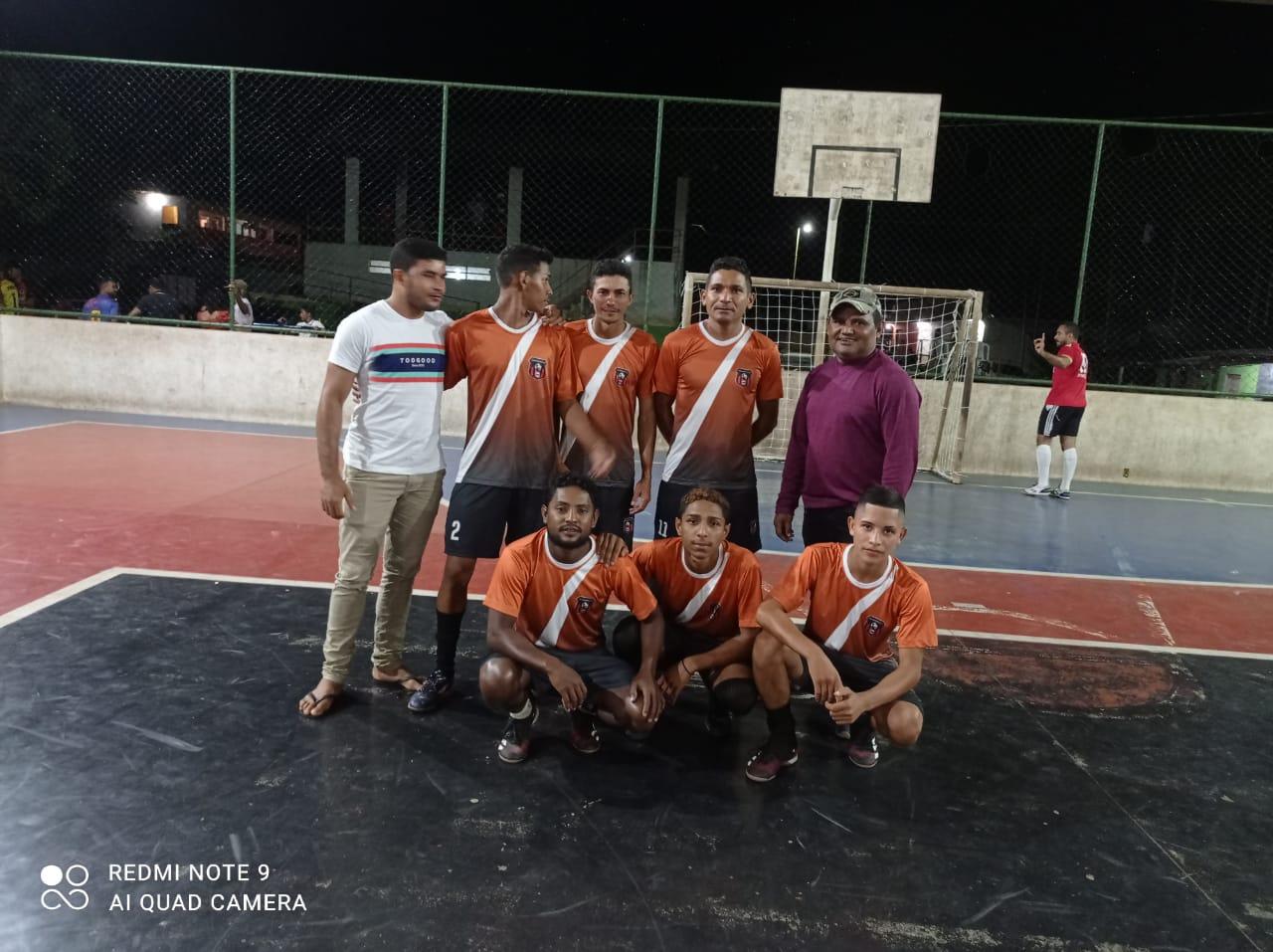 Vereador Marcos mantém apoio ao esporte centronovense e estimula realização de torneio de futsal em Chega Tudo