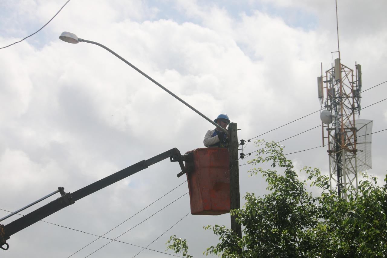 Prefeitura de Centro Novo do Maranhão começa a melhorar o sistema de iluminação com lâmpadas de led