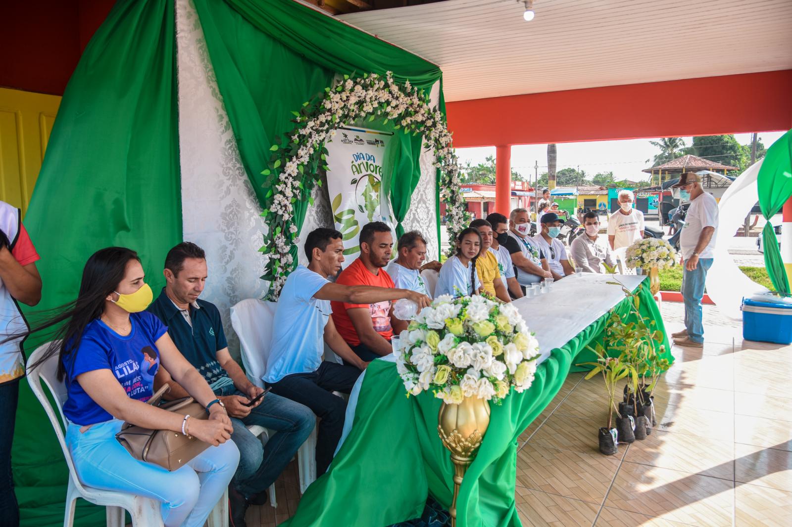 Plante uma esperança! Junco do Maranhão celebrou o Dia da Árvore com plantio de mudas e entrega dos cartões do Agente Jovem Ambiental