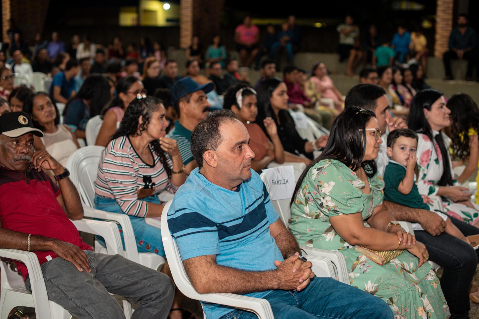 Nazaré promove culto de Ação de Graças  com apresentaçãodo cantor Gerson Ruffino