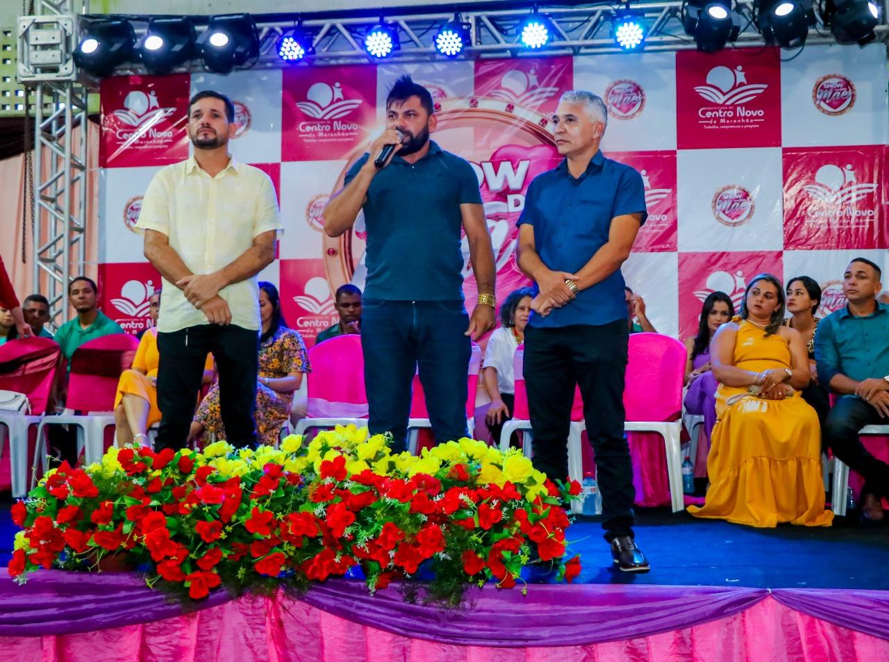 Show das Mães trouxe prêmios, homenagens e carinho na comemoração ao Dia das Mães em Centro Novo