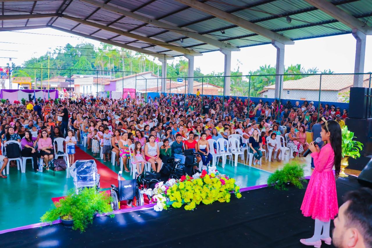 Show das Mães trouxe prêmios, homenagens e carinho na comemoração ao Dia das Mães em Centro Novo