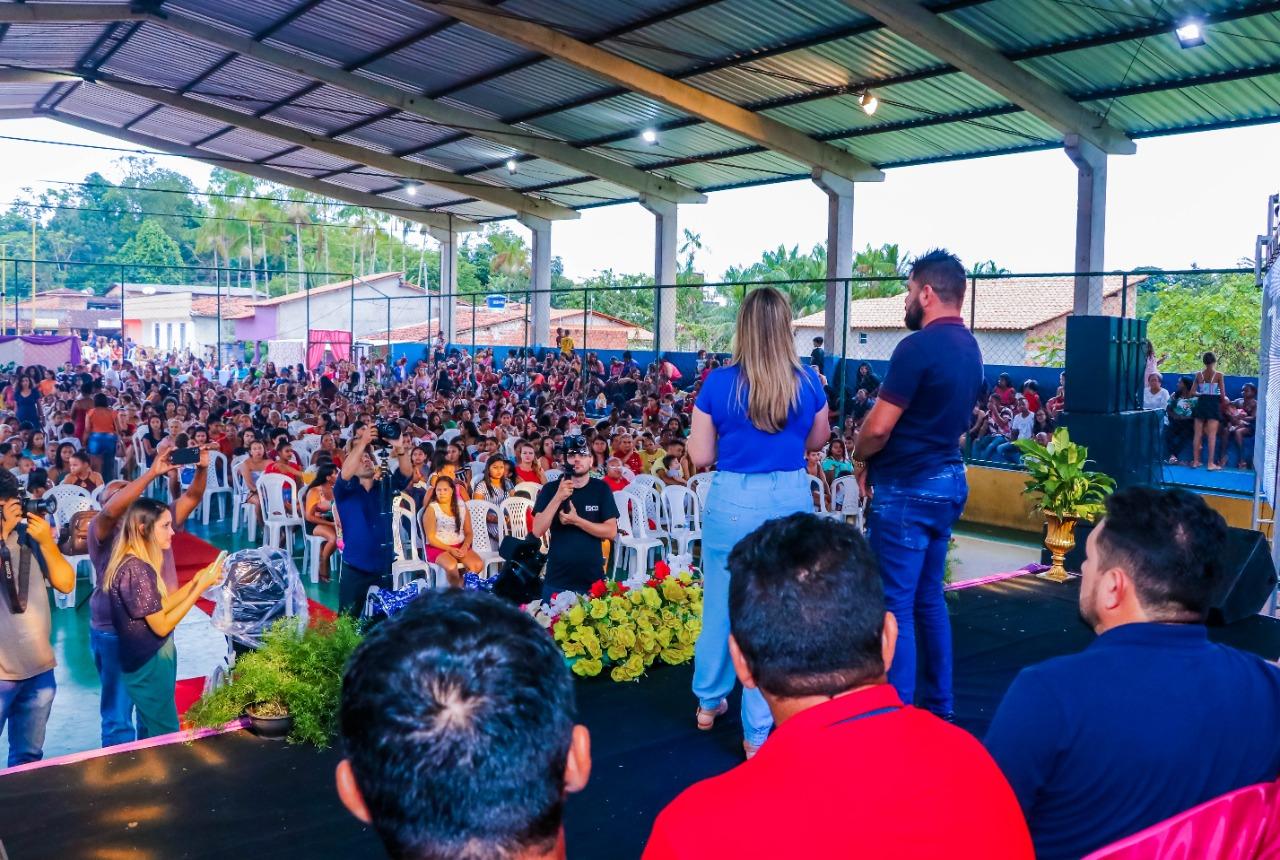 Show das Mães trouxe prêmios, homenagens e carinho na comemoração ao Dia das Mães em Centro Novo