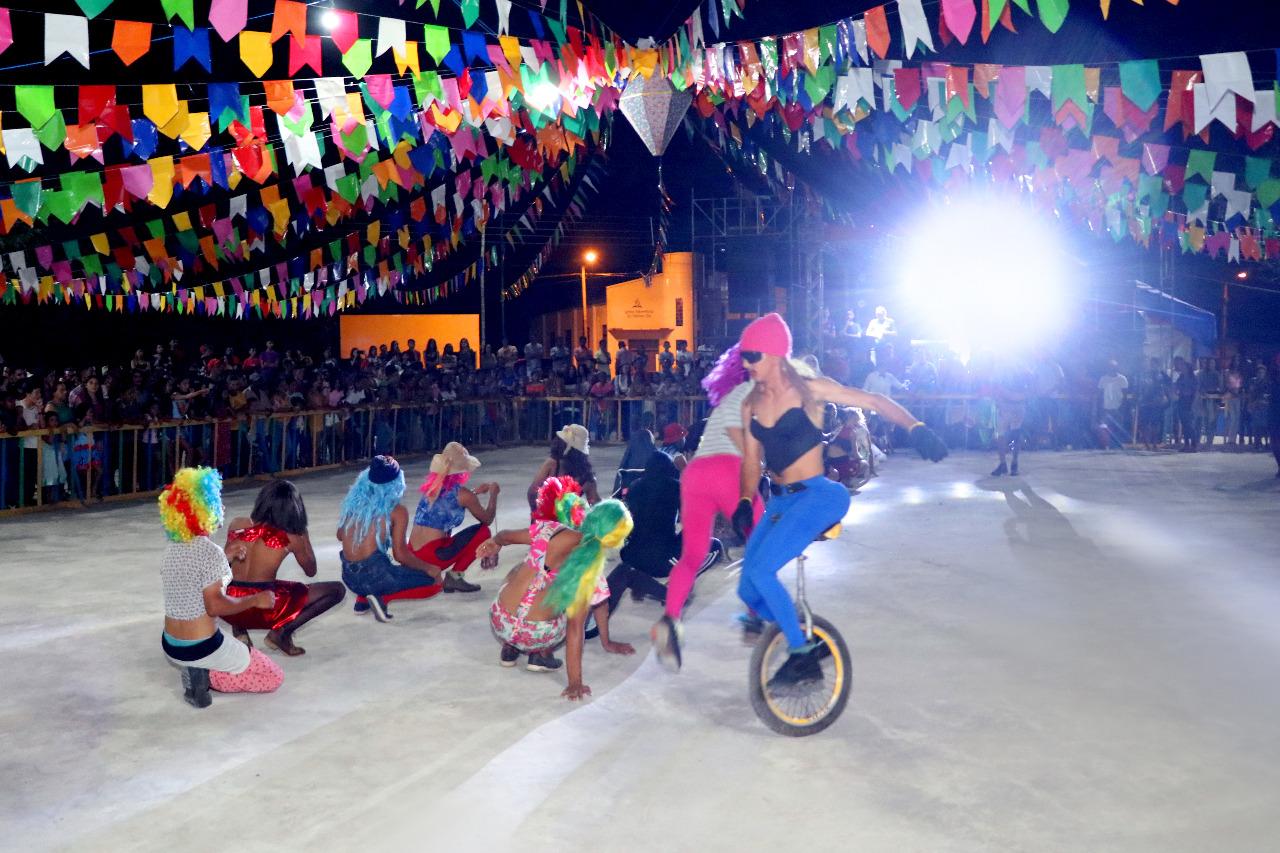 Arraiá Fogueira de Ouro aquece a cultura centronovense