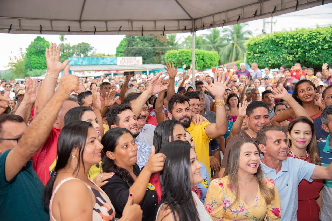 Junior Garimpeiro recepciona equipe do Governo do Maranhão com uma multidão