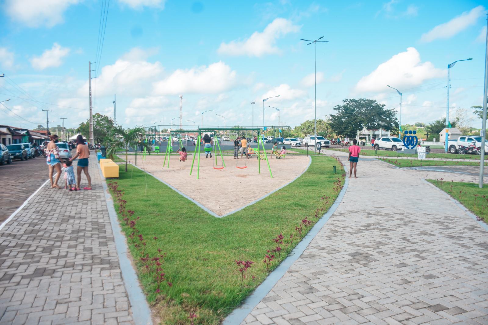 Caçula Coelho celebra dia de grandes inaugurações em Presidente Médici