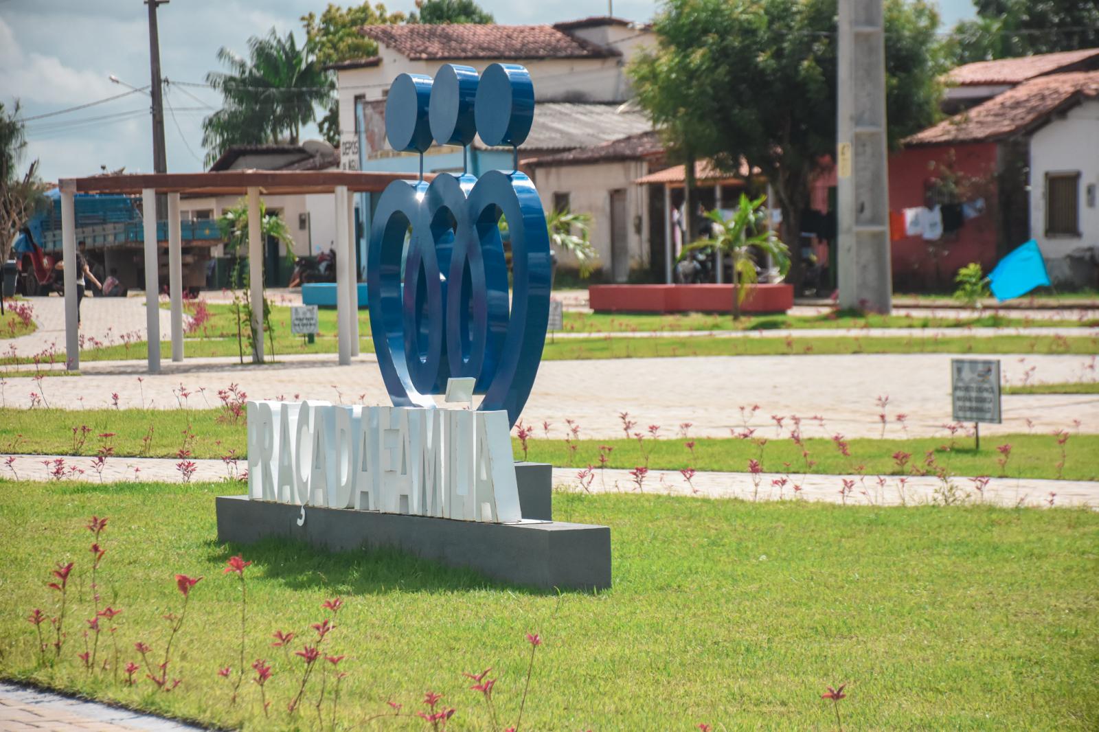 Caçula Coelho celebra dia de grandes inaugurações em Presidente Médici