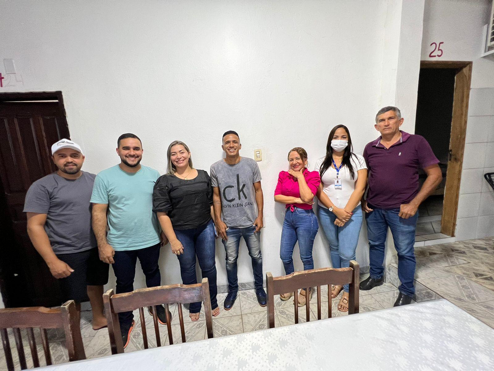 Com foco em restaurante popular, engenheira da Segov visita Maracaçumé