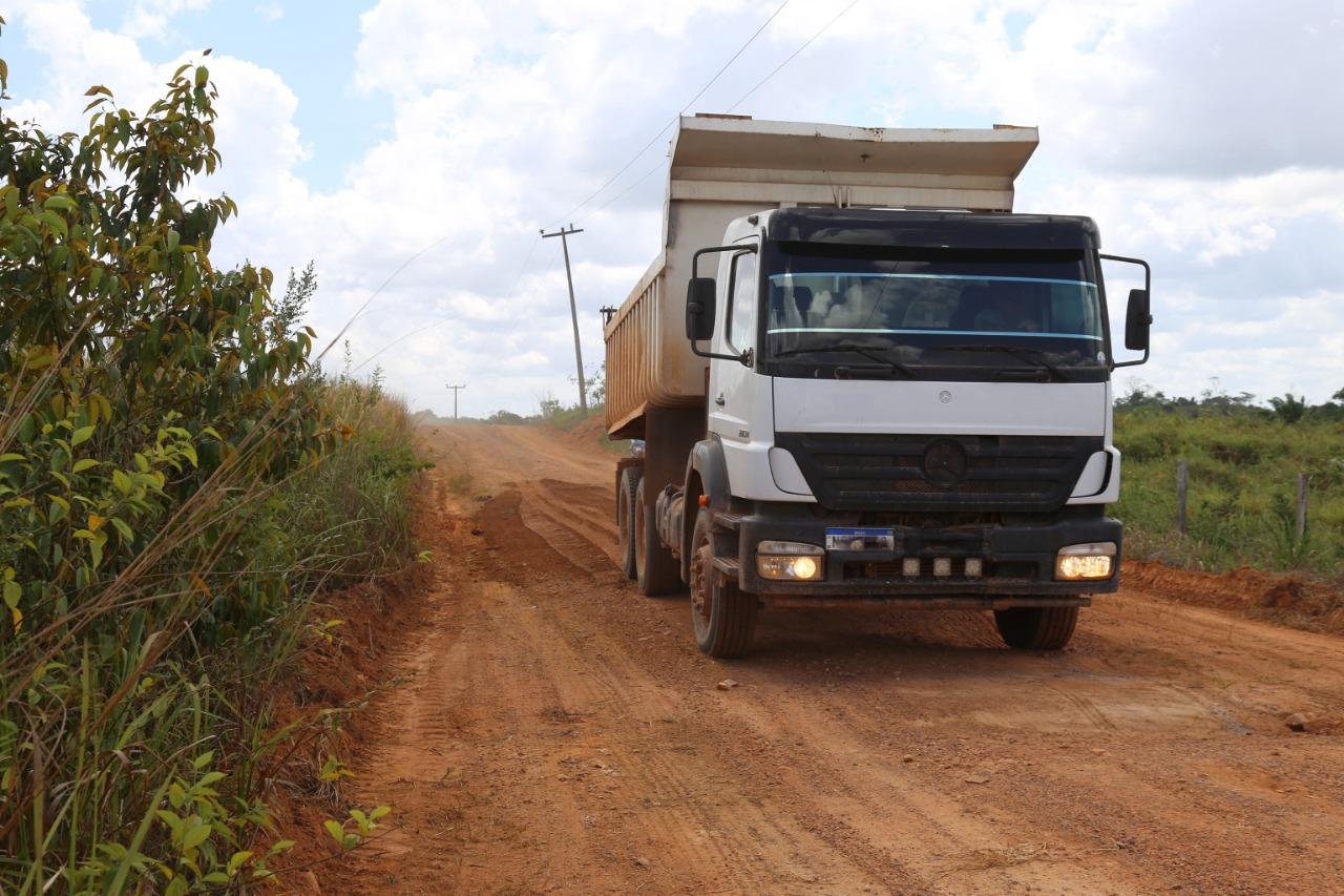 Melhoria nas estradas vicinais e construção de pontes, Centro Novo avançando