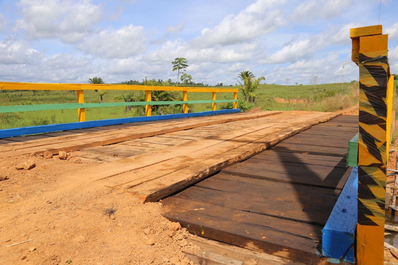 Melhoria nas estradas vicinais e construção de pontes, Centro Novo avançando