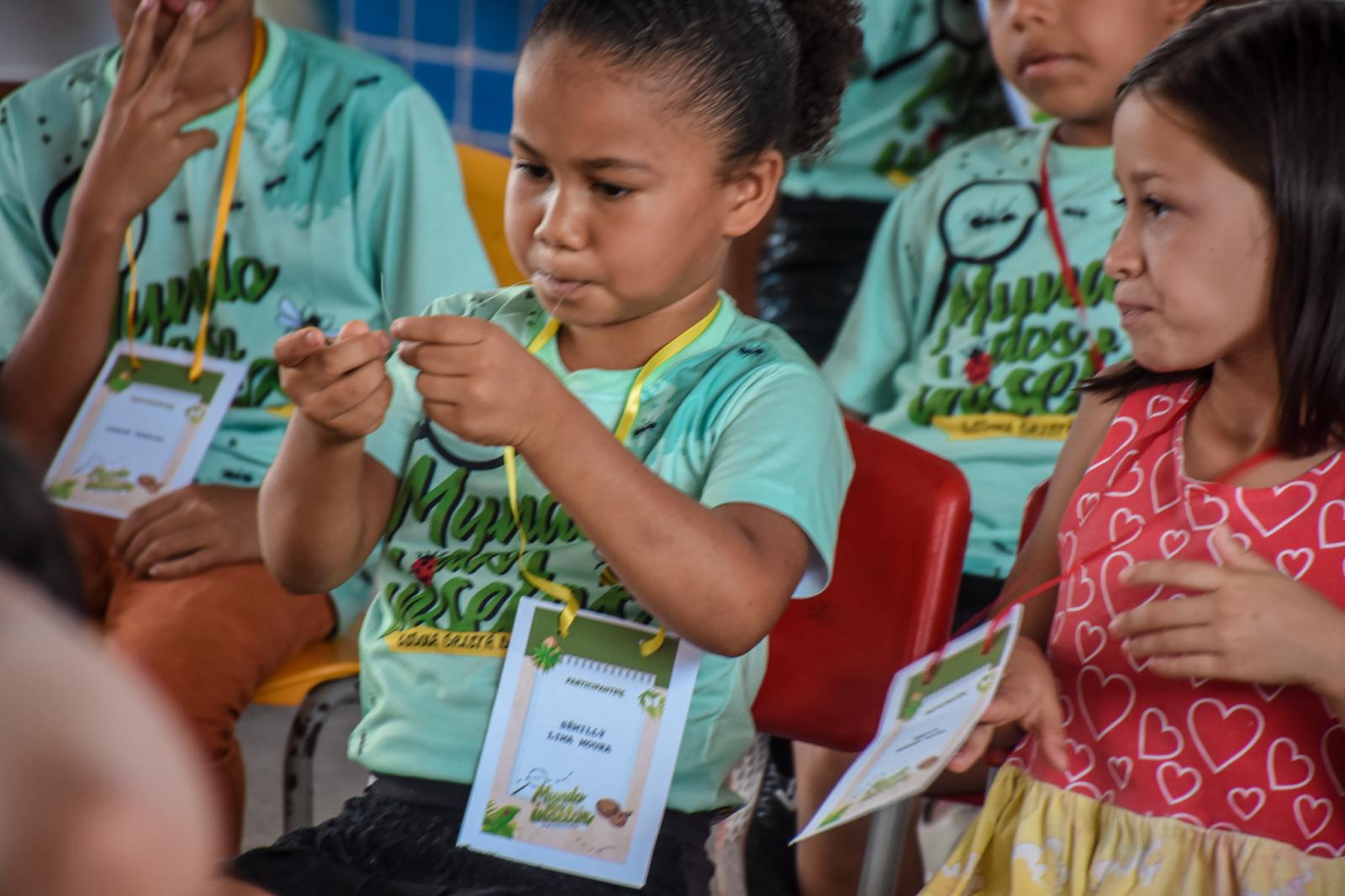 A Escola Cristã de Férias leva orientação e a palavra de Deus as crianças de Maracaçumé