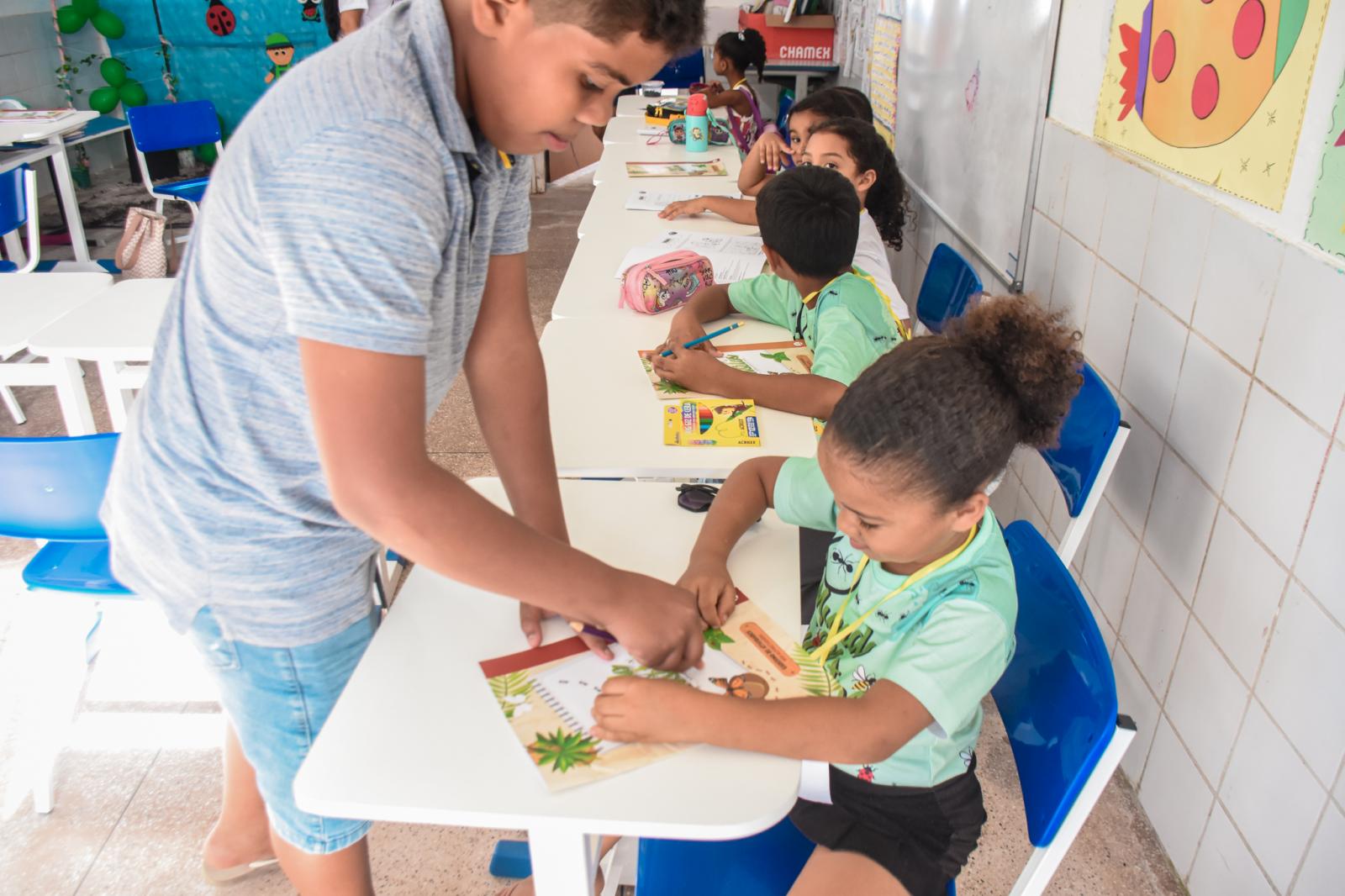 A Escola Cristã de Férias leva orientação e a palavra de Deus as crianças de Maracaçumé