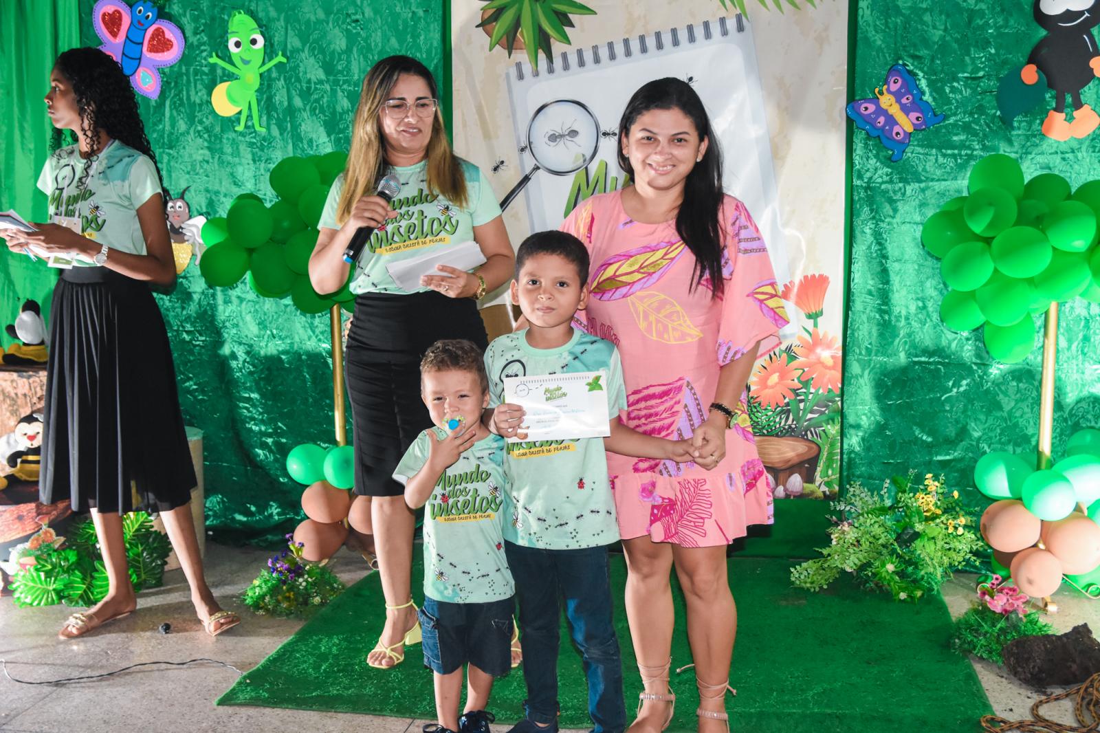 A Escola Cristã de Férias leva orientação e a palavra de Deus as crianças de Maracaçumé