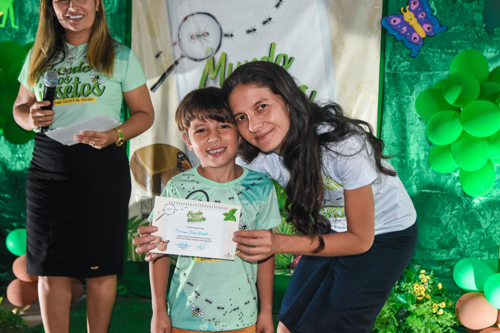 A Escola Cristã de Férias leva orientação e a palavra de Deus as crianças de Maracaçumé