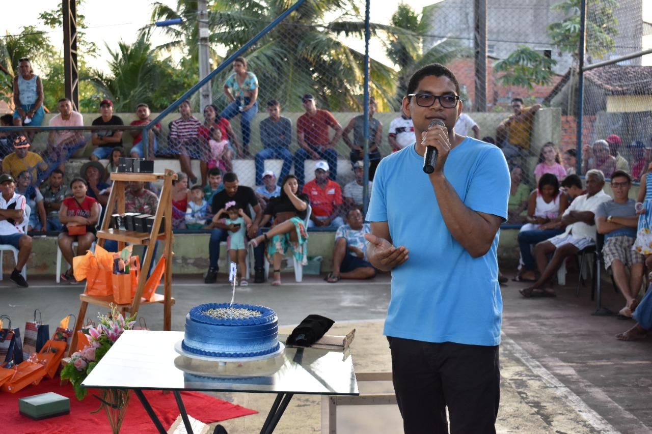 Dia dos Pais comemorado com bingo e show de prêmios em Presidente Médici