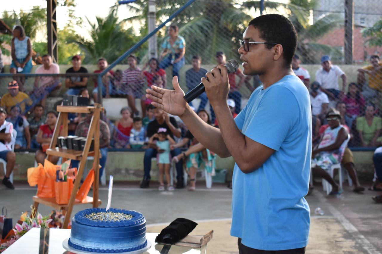 Dia dos Pais comemorado com bingo e show de prêmios em Presidente Médici